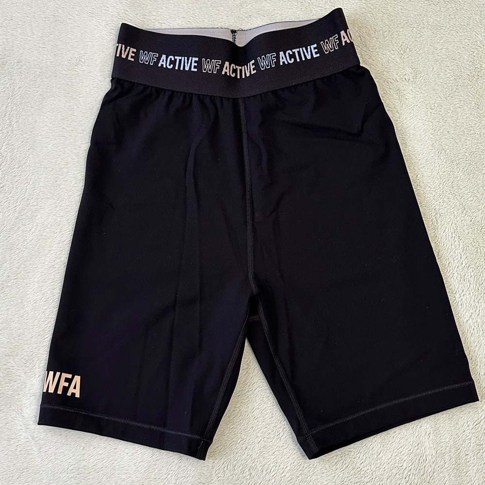 White Fox Boutique black active shorts US size XS